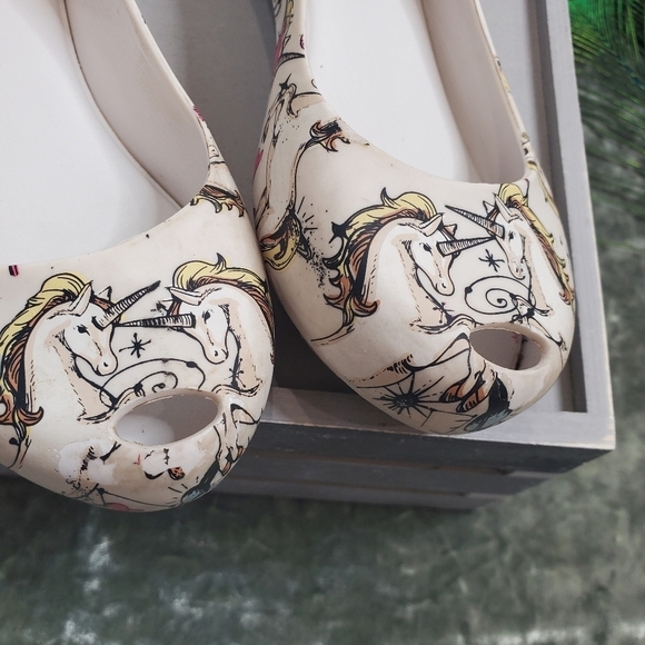 Mel Dreamed By Melissa Unicorn Peep Toe Flats - Picture 2 of 4